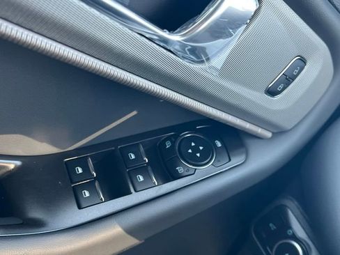 Used 2026 Ford Explorer Active w/ Active Comfort Package image 28