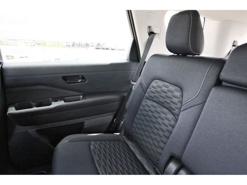 New 2026 Nissan Pathfinder SV FWD image 9