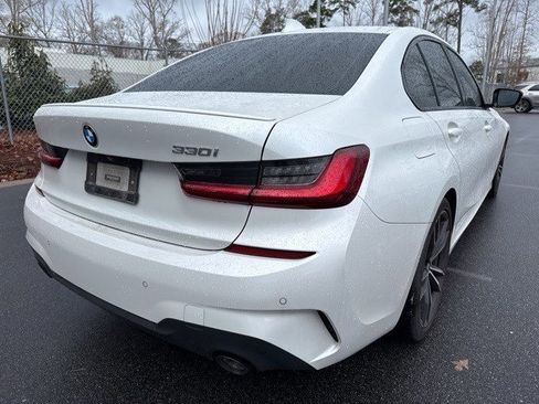 Certified 2022 BMW 330i 330i w/ M Sport Package image 13