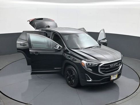 Used 2019 GMC Terrain SLE FWD image 29