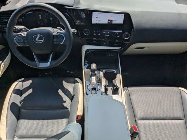 Used 2024 Lexus NX 250 FWD w/ Towing Package (2000 Lbs) image 16