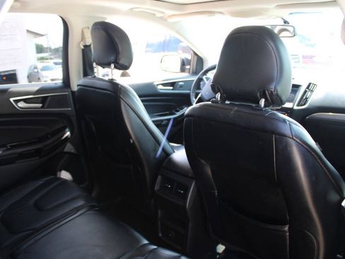 Used 2015 Ford Edge Titanium AWD/4WD image 10