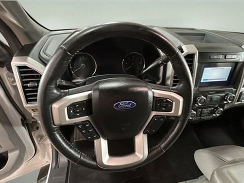Used 2018 Ford F150 Lariat image 9