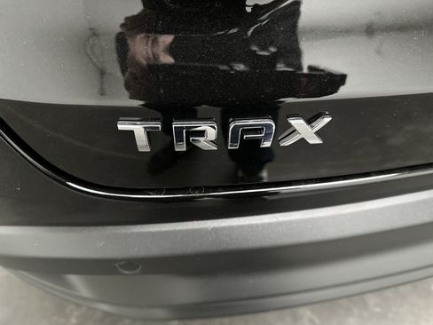 New 2026 Chevrolet Trax LS w/ LS Convenience Package FWD image 13