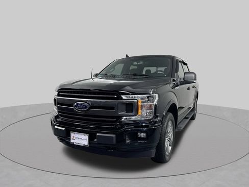 Used 2018 Ford F150 XLT w/ Equipment Group 302A Luxury AWD/4WD image 2