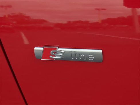 Used 2024 Audi A4 2.0T Premium Plus image 13