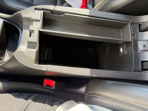 Used 2022 Chevrolet Equinox Premier image 19