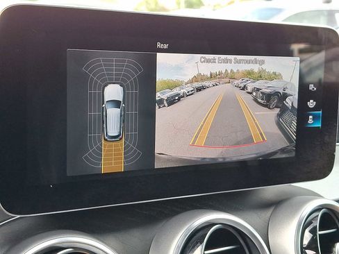 Used 2022 Mercedes-Benz GLC 300 4MATIC image 15