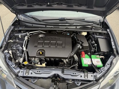 Used 2017 Toyota Corolla SE image 28