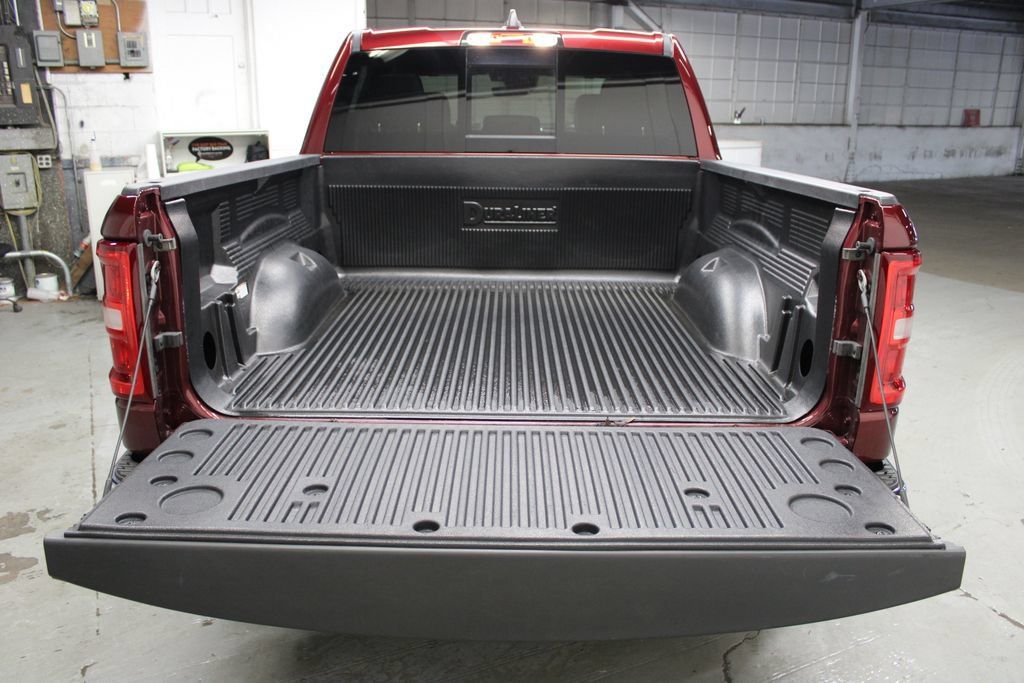 Certified 2026 RAM 1500 Laramie AWD/4WD image 40