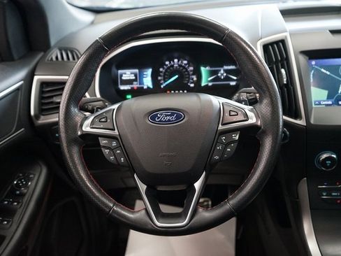 Used 2020 Ford Edge ST-Line w/ Cold Weather Package image 31