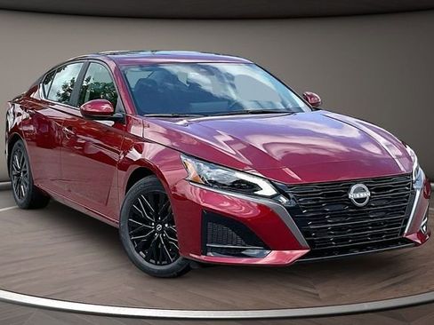 New 2026 Nissan Altima 2.5 SV w/ SV Special Edition Package FWD image 2