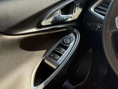 Used 2022 Chevrolet Malibu LT image 7