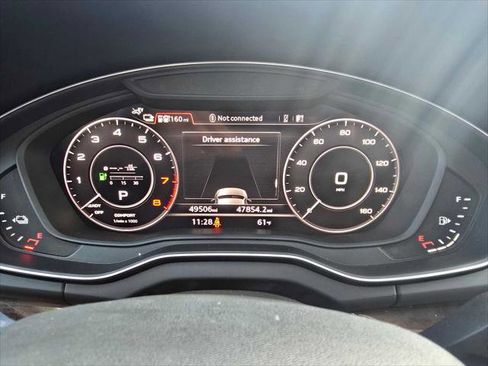 Used 2020 Audi Q5 e Premium Plus w/ Premium Plus Package image 27