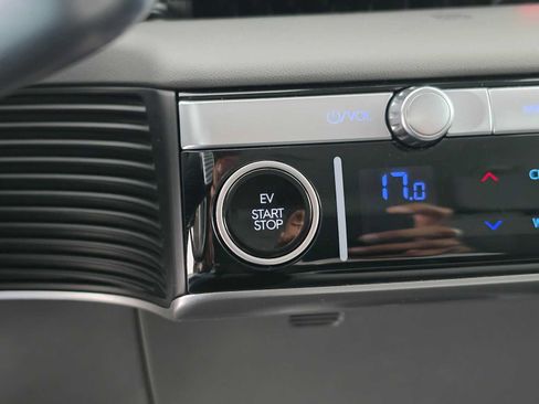 Used 2024 Hyundai Ioniq 5 SEL RWD image 29