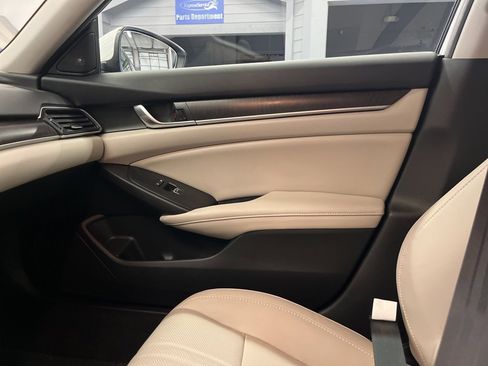Used 2019 Honda Accord EX-L image 14