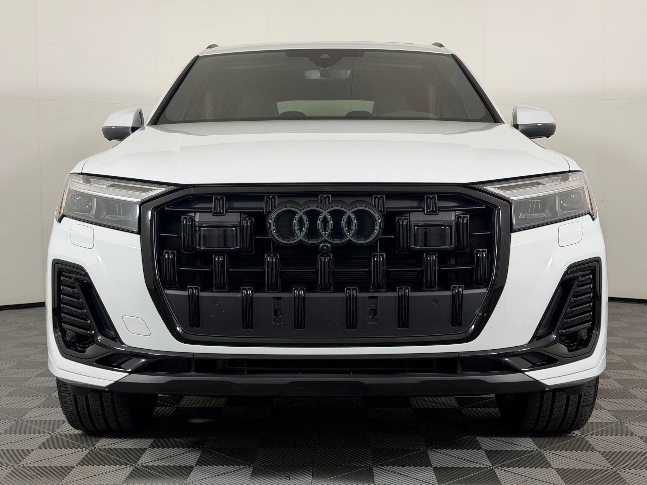 Certified 2026 Audi Q7 2.0T Premium w/ Convenience Plus Package AWD/4WD image 6