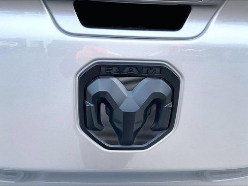 Used 2022 RAM 1500 Laramie AWD/4WD image 27