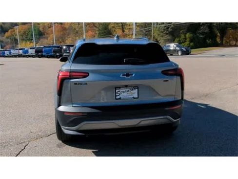 New 2026 Chevrolet Blazer EV LT AWD/4WD image 7