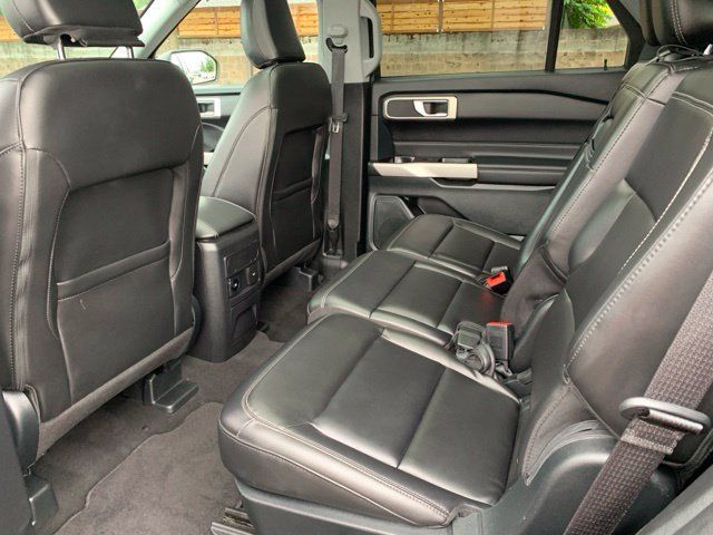 Certified 2024 Ford Explorer XLT w/ Equipment Group 202A AWD/4WD image 18