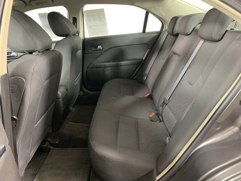 Used 2010 Ford Fusion SE image 23