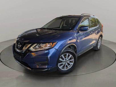 Used 2017 Nissan Rogue SV