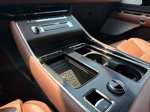 New 2026 Lincoln Aviator Reserve AWD/4WD image 28