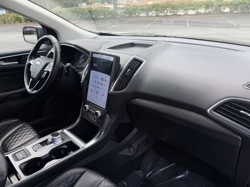 Used 2024 Ford Edge Titanium AWD/4WD image 31