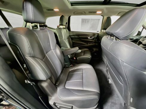 Used 2023 Subaru Ascent Limited w/ Technology Package AWD/4WD image 30
