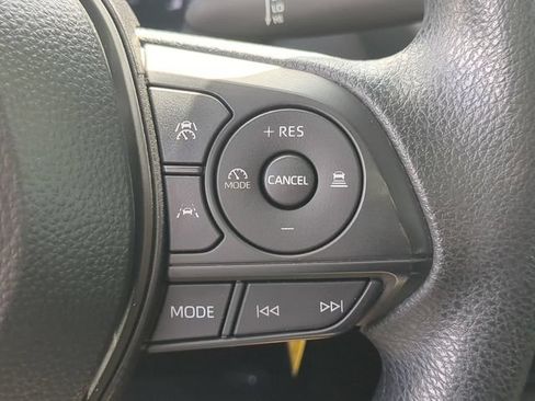 Used 2026 Toyota Corolla LE FWD image 24