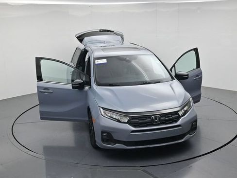 Used 2025 Honda Odyssey Sport-L image 52