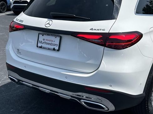 Used 2024 Mercedes-Benz GLC 300 4MATIC image 11