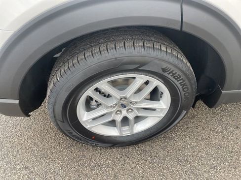 New 2026 Ford Explorer Active image 15