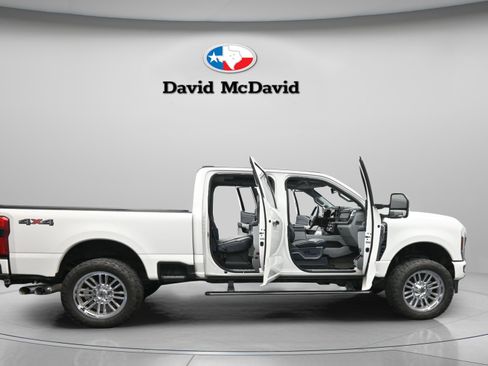 Used 2024 Ford F250 Limited AWD/4WD image 47