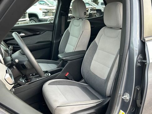Used 2021 Chevrolet TrailBlazer LT image 20