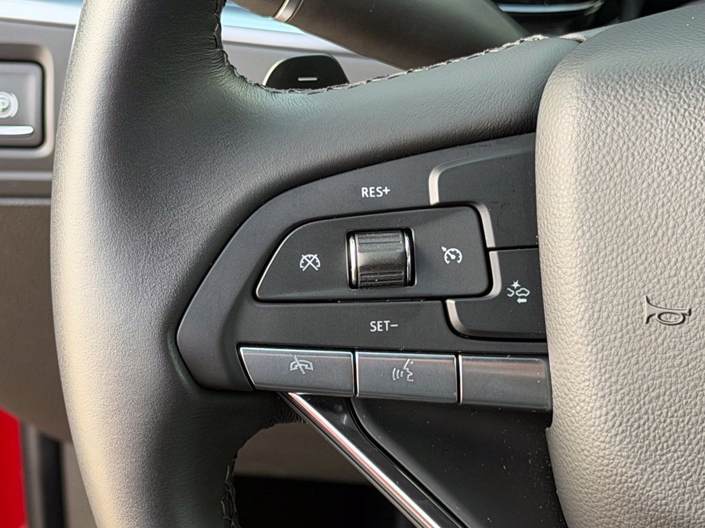 Used 2025 Cadillac XT6 Luxury FWD image 26