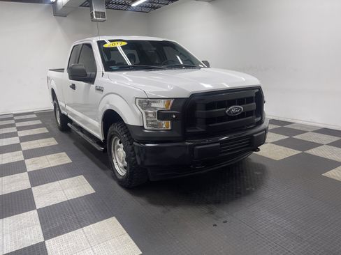 Used 2017 Ford F150 XL w/ Equipment Group 101A Mid image 6