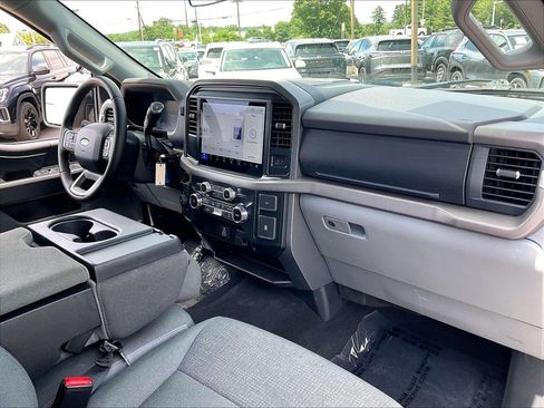 Used 2025 Ford F150 XLT w/ Equipment Group 301A Standard AWD/4WD image 13
