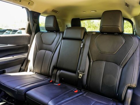 Certified 2026 INFINITI QX60 Luxe w/ Cargo Package image 39