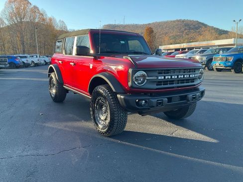 New 2025 Ford Bronco Big Bend w/ Black Diamond Package AWD/4WD image 3
