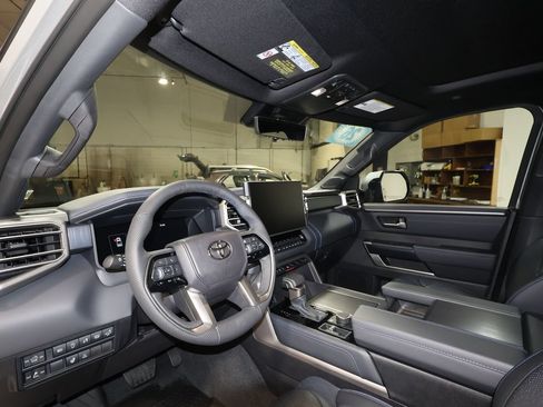 Used 2026 Toyota Tundra Platinum AWD/4WD image 9