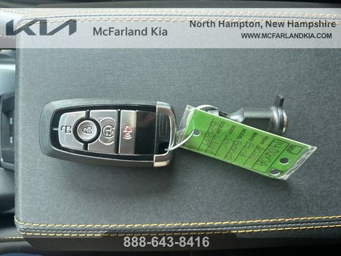 Used 2024 Ford Bronco Badlands AWD/4WD image 25