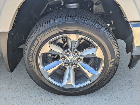 Used 2022 RAM 1500 Limited AWD/4WD image 19
