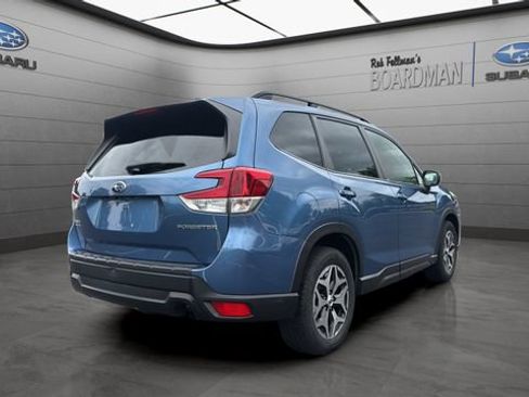 Used 2019 Subaru Forester Premium w/ All-Weather Package AWD/4WD image 5