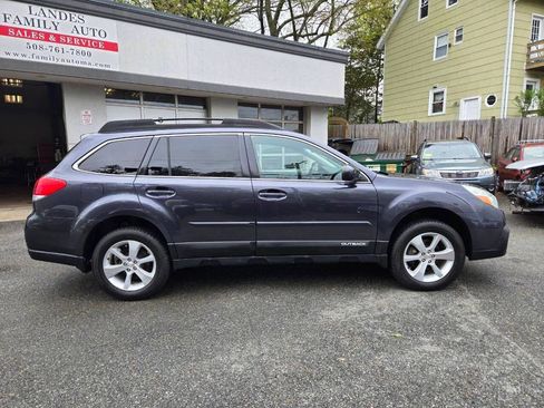 Used 2013 Subaru Outback 2.5i Limited image 39