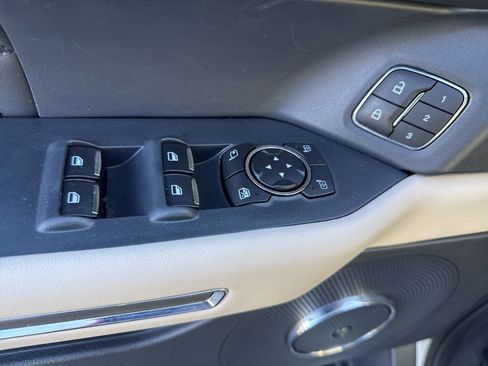 Certified 2024 Ford Expedition Max Platinum image 28