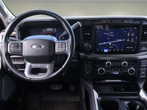 Used 2024 Ford F250 Lariat w/ Lariat Ultimate Package AWD/4WD image 14