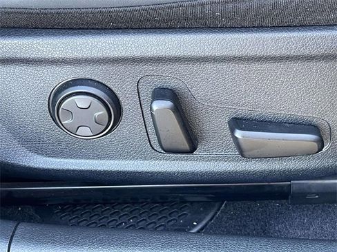 Certified 2023 Kia Stinger GT2 image 23