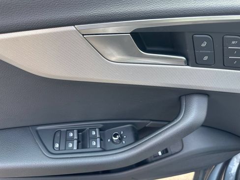 Used 2019 Audi A4 2.0T Premium w/ Convenience Package AWD/4WD image 29