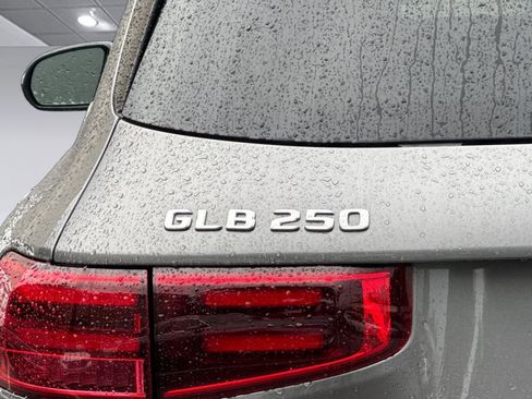 Certified 2026 Mercedes-Benz GLB 250 image 25